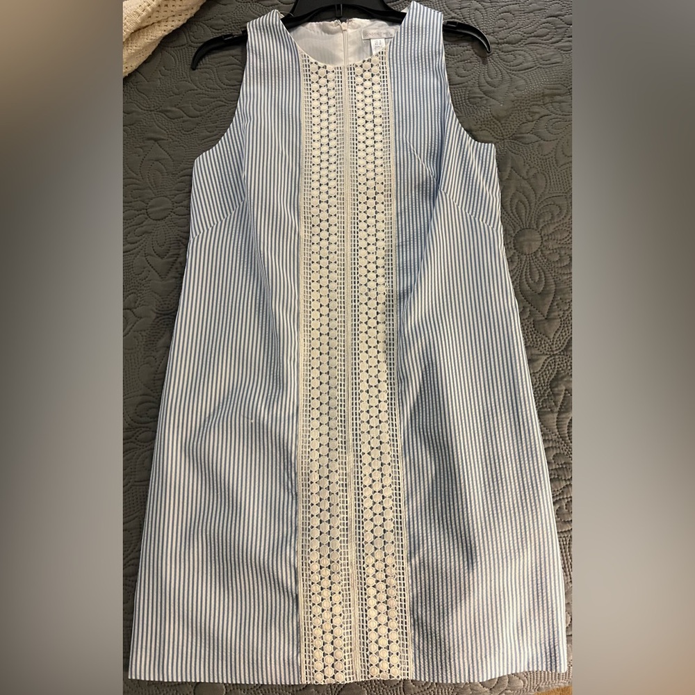London Times Sleeveless Blue and White Stripe Shift Dress with Lace Panel Size 8